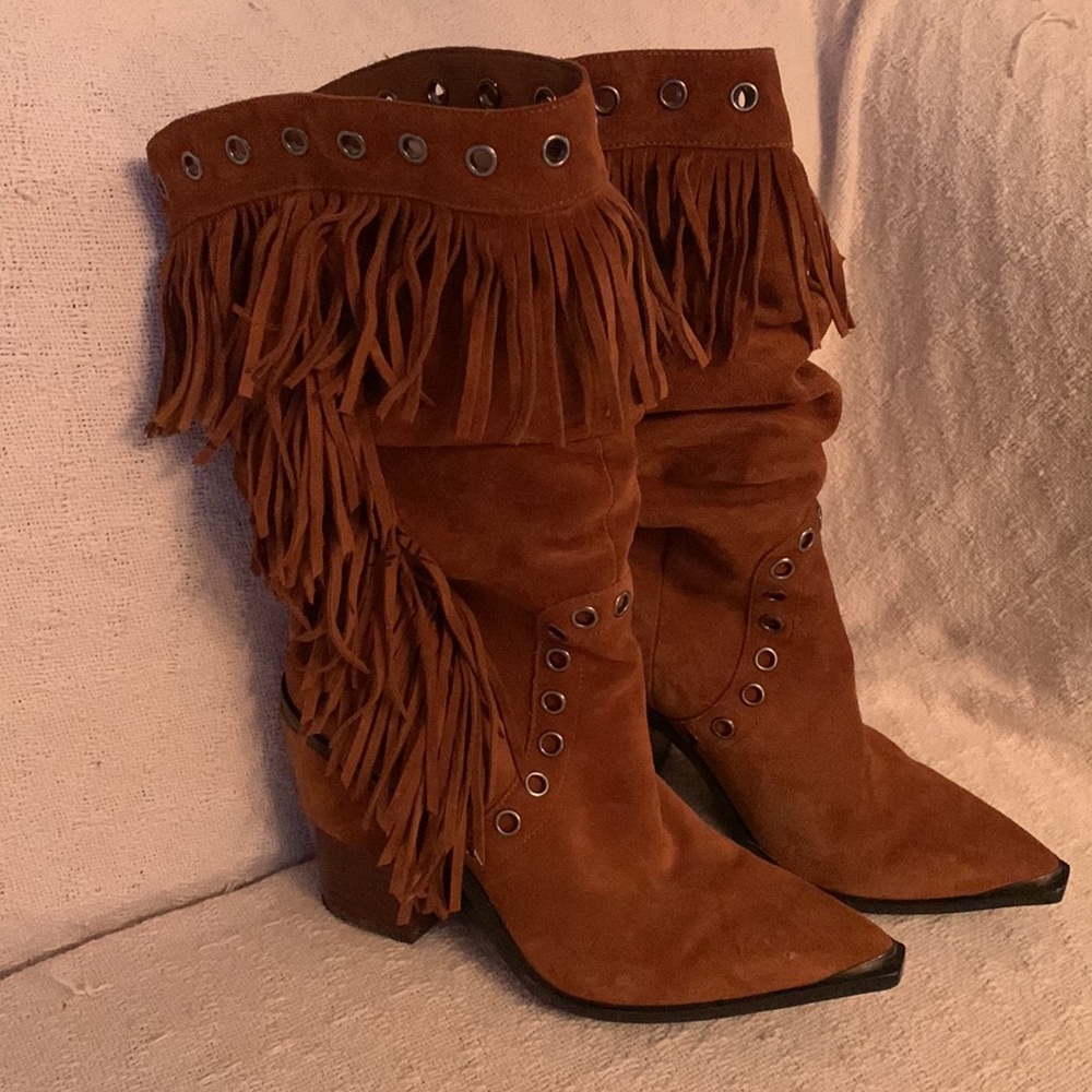 Kenneth Cole New York West Side Suede Fringe Boots 7M